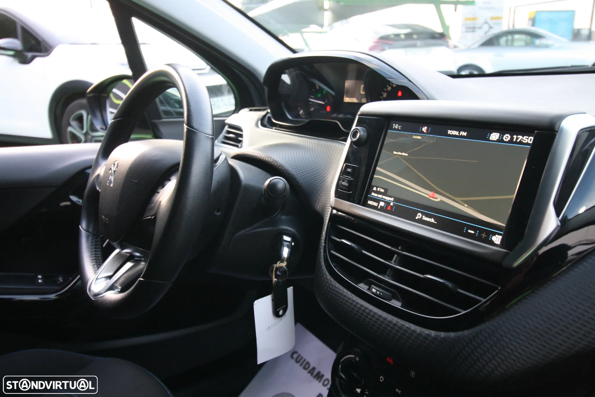 Peugeot 208 1.5 BlueHDi Signature - 27