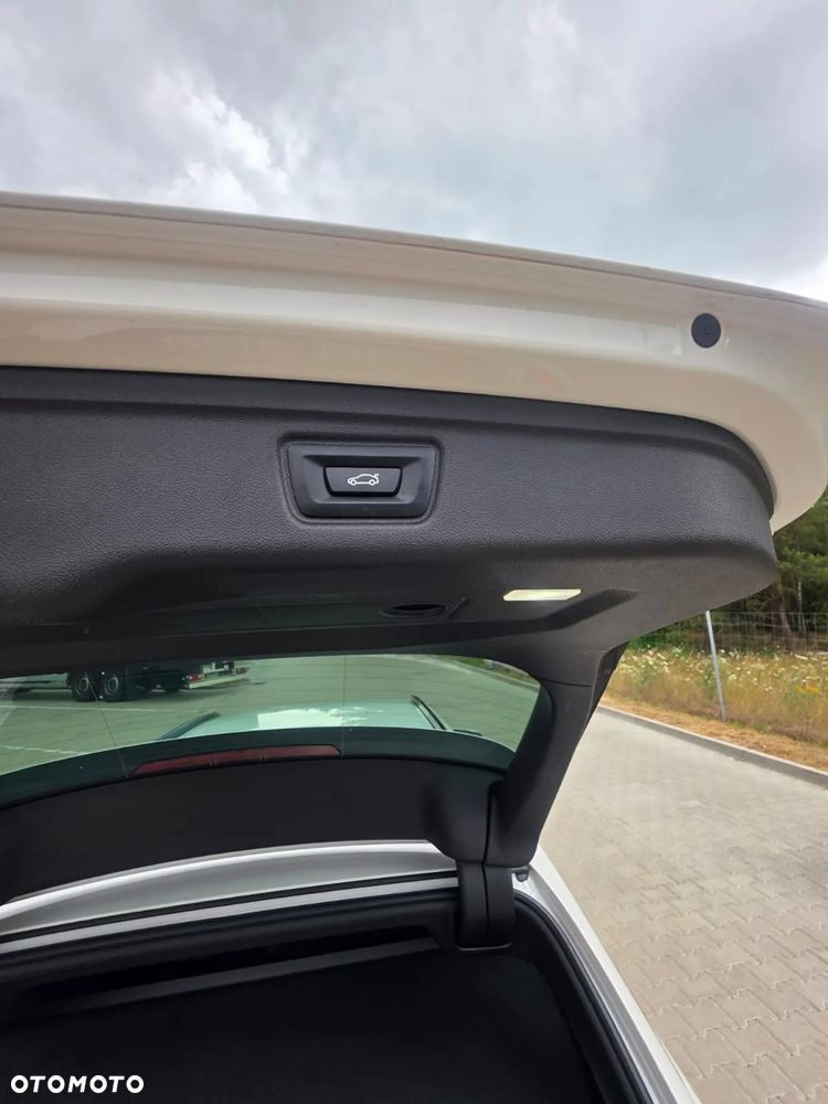 BMW Seria 3 320d Touring - 35