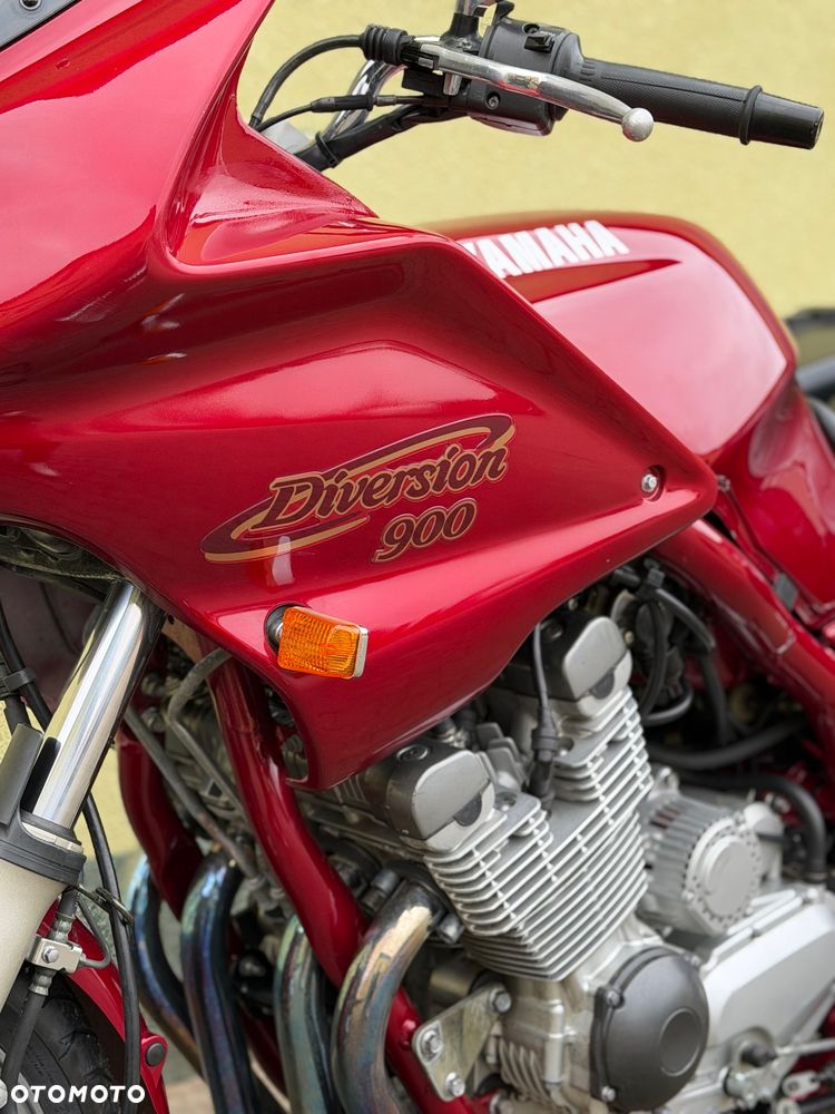 Yamaha XJ - 30