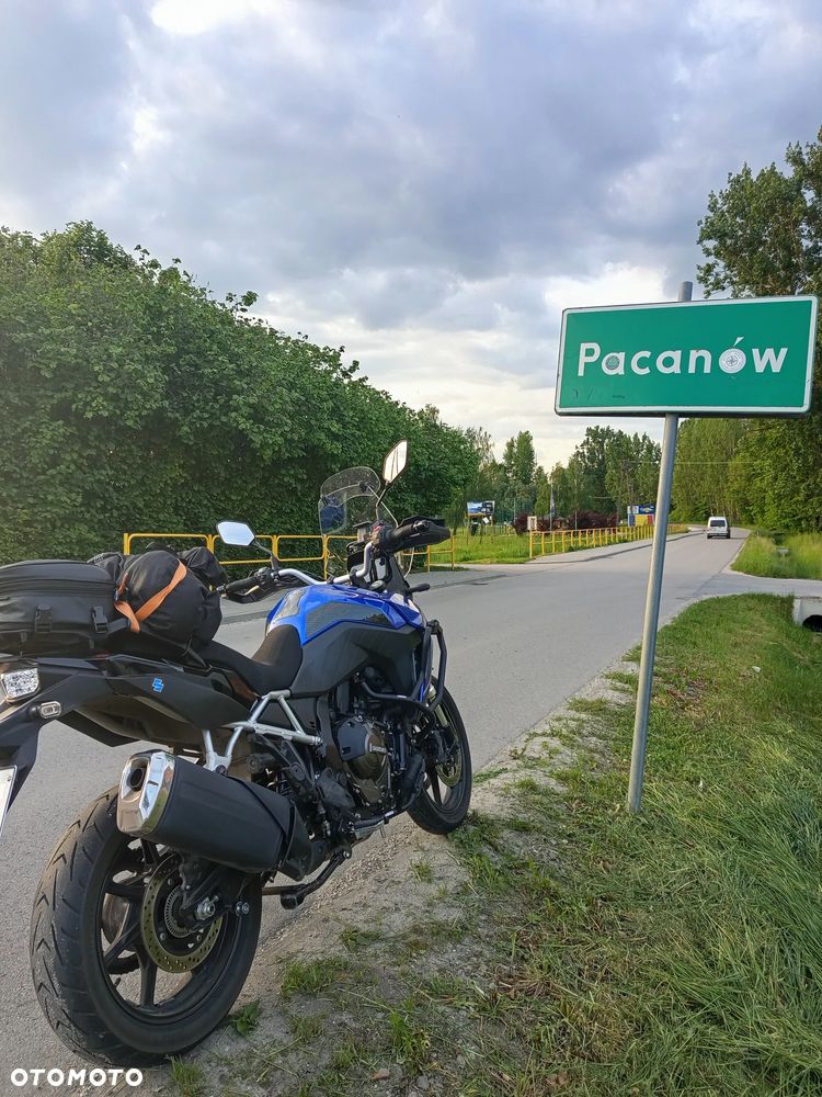 Suzuki V-STROM - 33