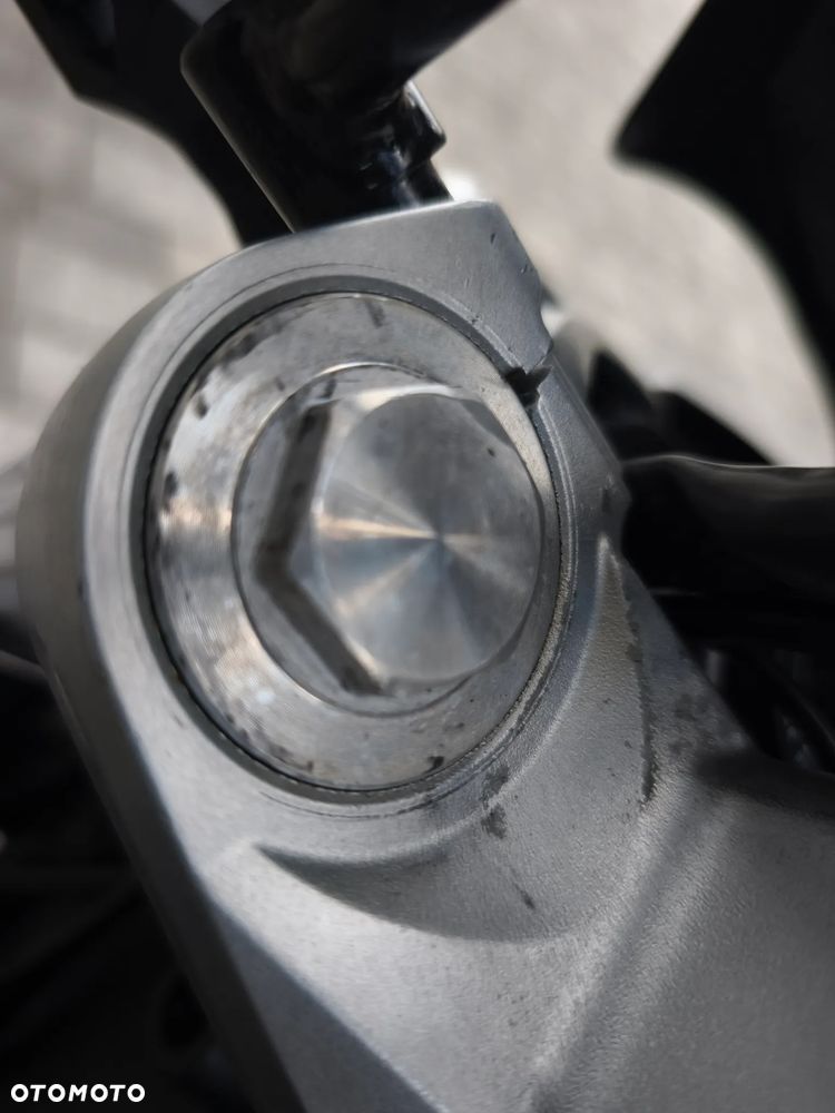 Yamaha FZ6 - 10