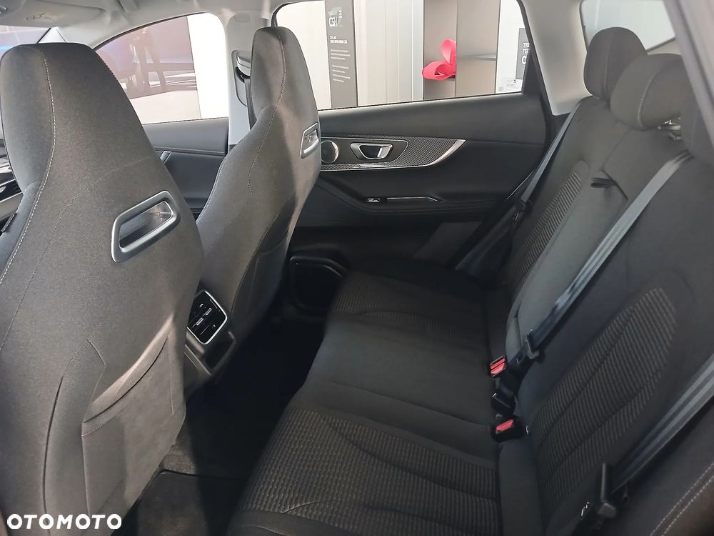 Chery Tiggo 7 1.6 T-GDI Essential DCT - 6