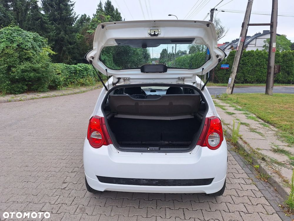 Chevrolet Aveo 1.2 16V Base+ - 25