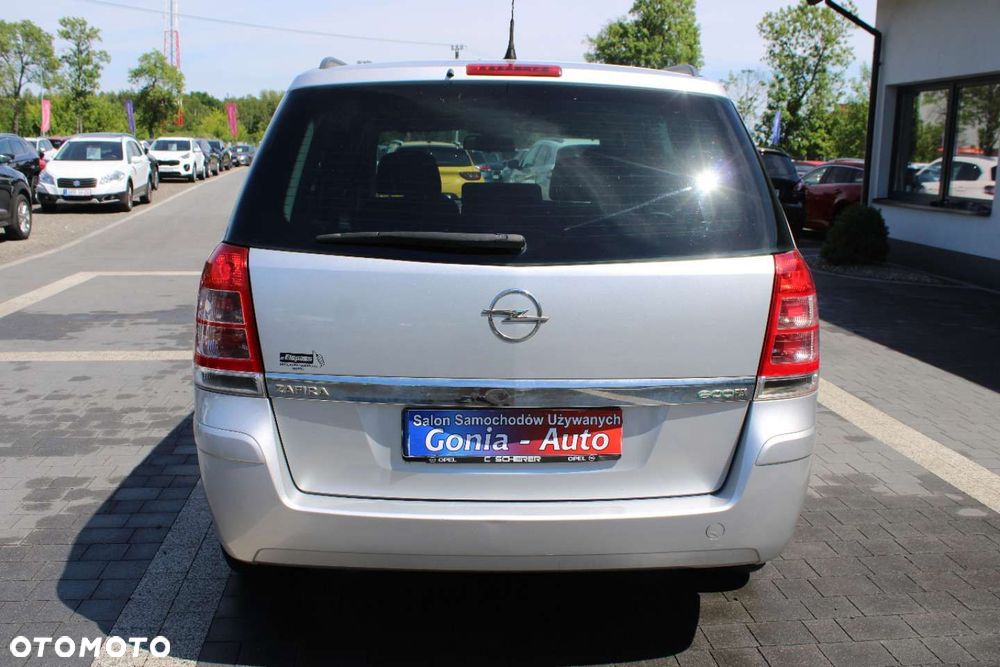 Opel Zafira - 15