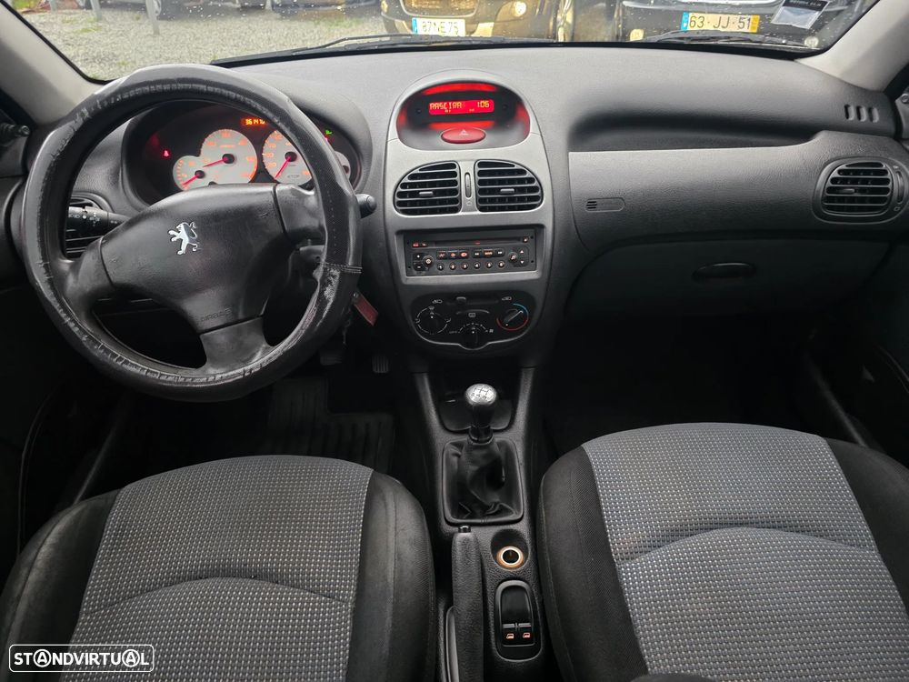 Peugeot 206 - 7