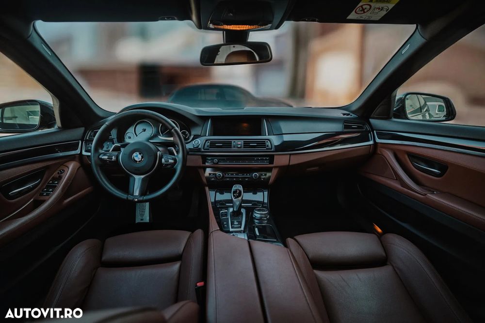 BMW Seria 5 530d xDrive AT - 14