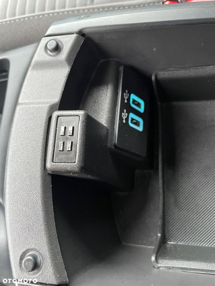 Ford C-MAX 1.5 EcoBoost Titanium ASS - 32