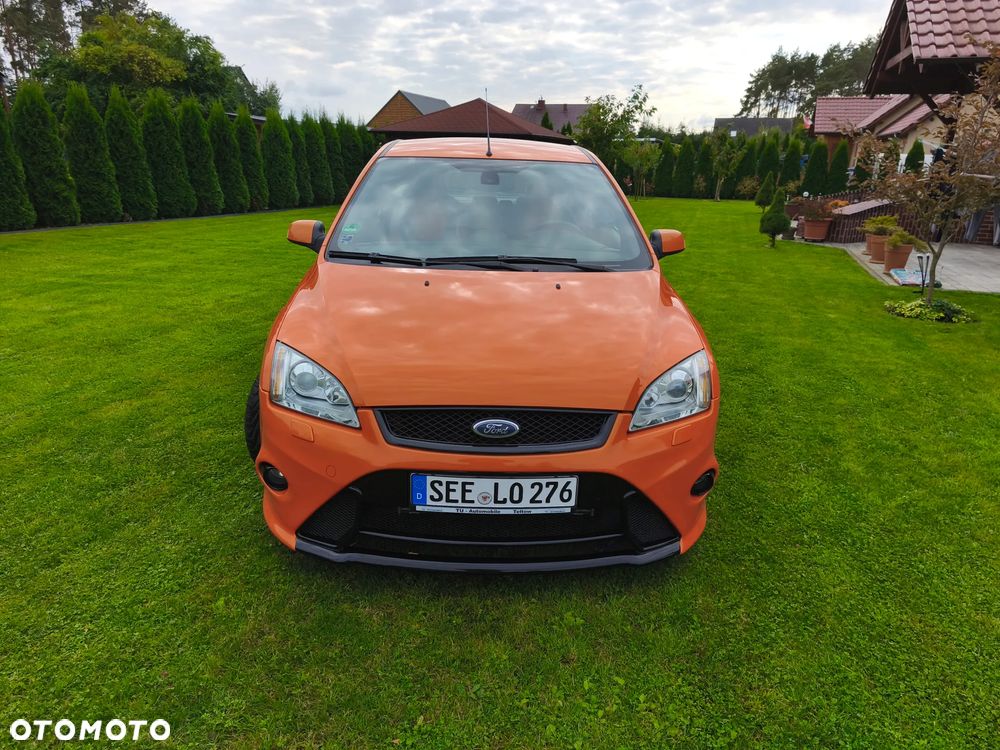 Ford Focus ST - 12