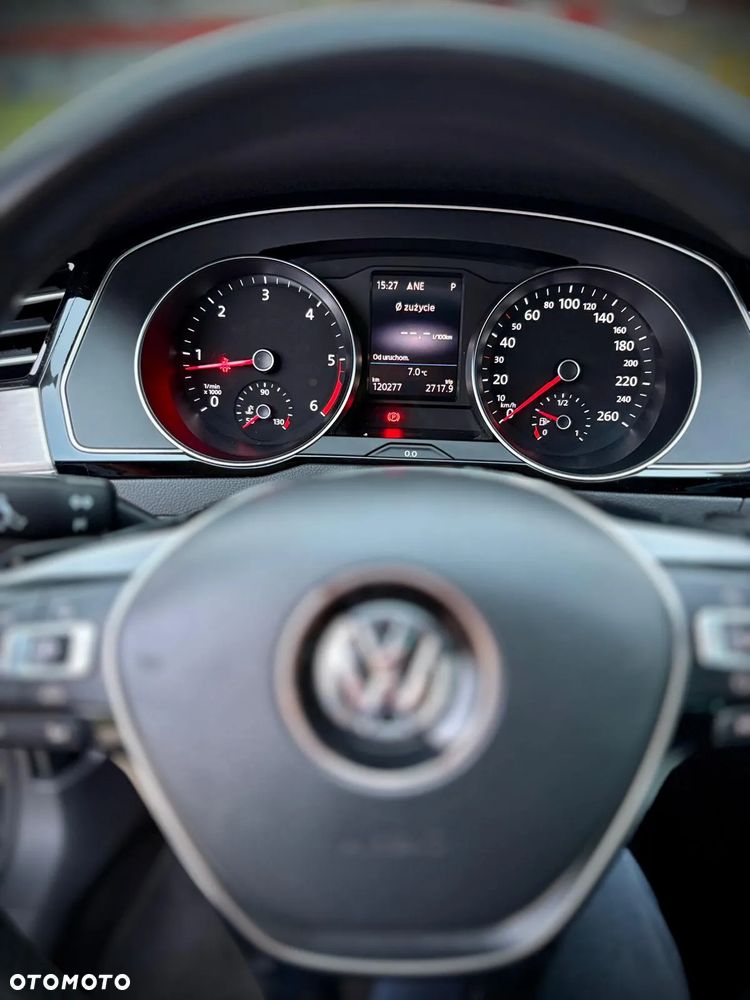 Volkswagen Passat 2.0 TDI BMT Comfortline DSG7 - 14