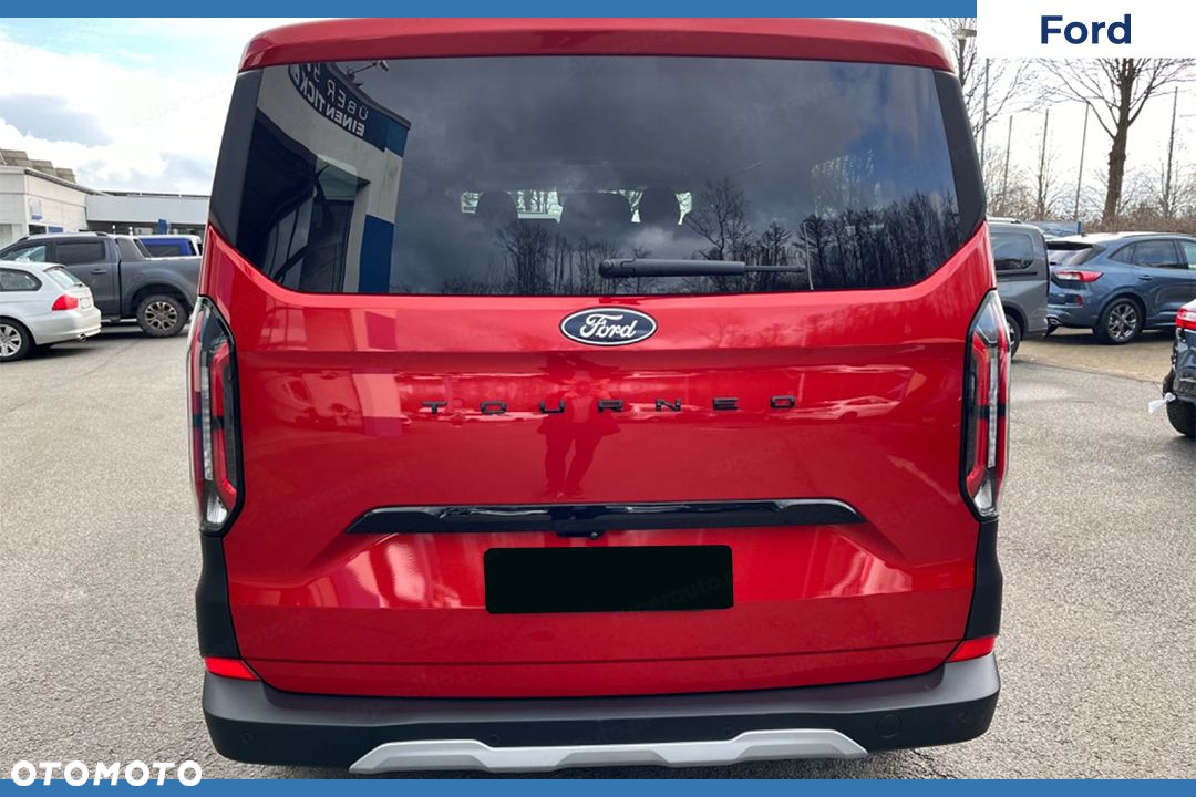 Ford Tourneo Custom - 6
