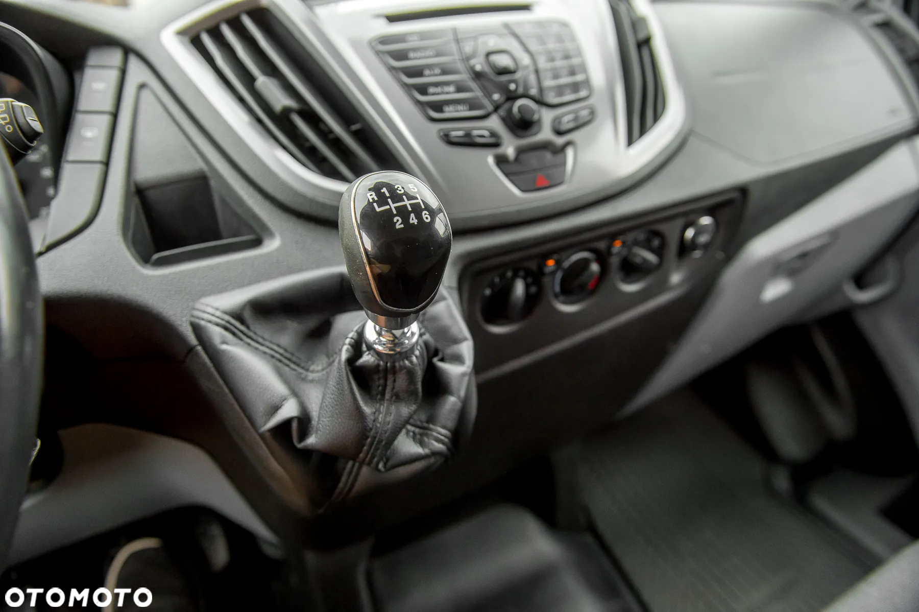 Ford Transit - 19