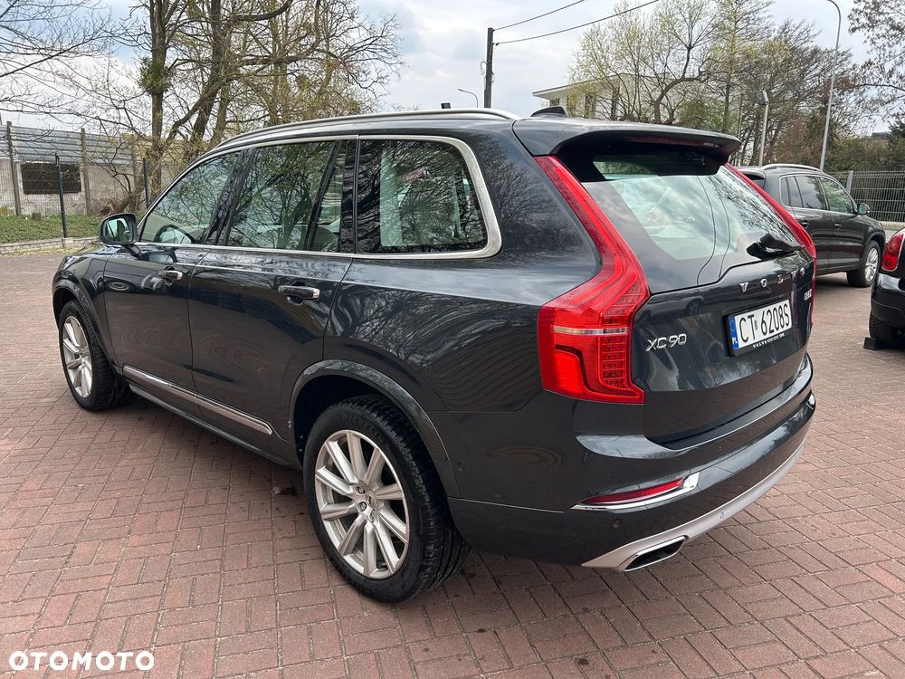 Volvo XC 90 D5 SCR AWD Inscription - 4