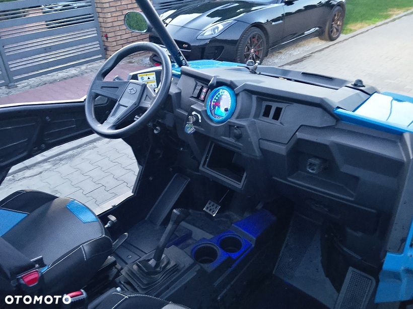 Polaris RZR - 10
