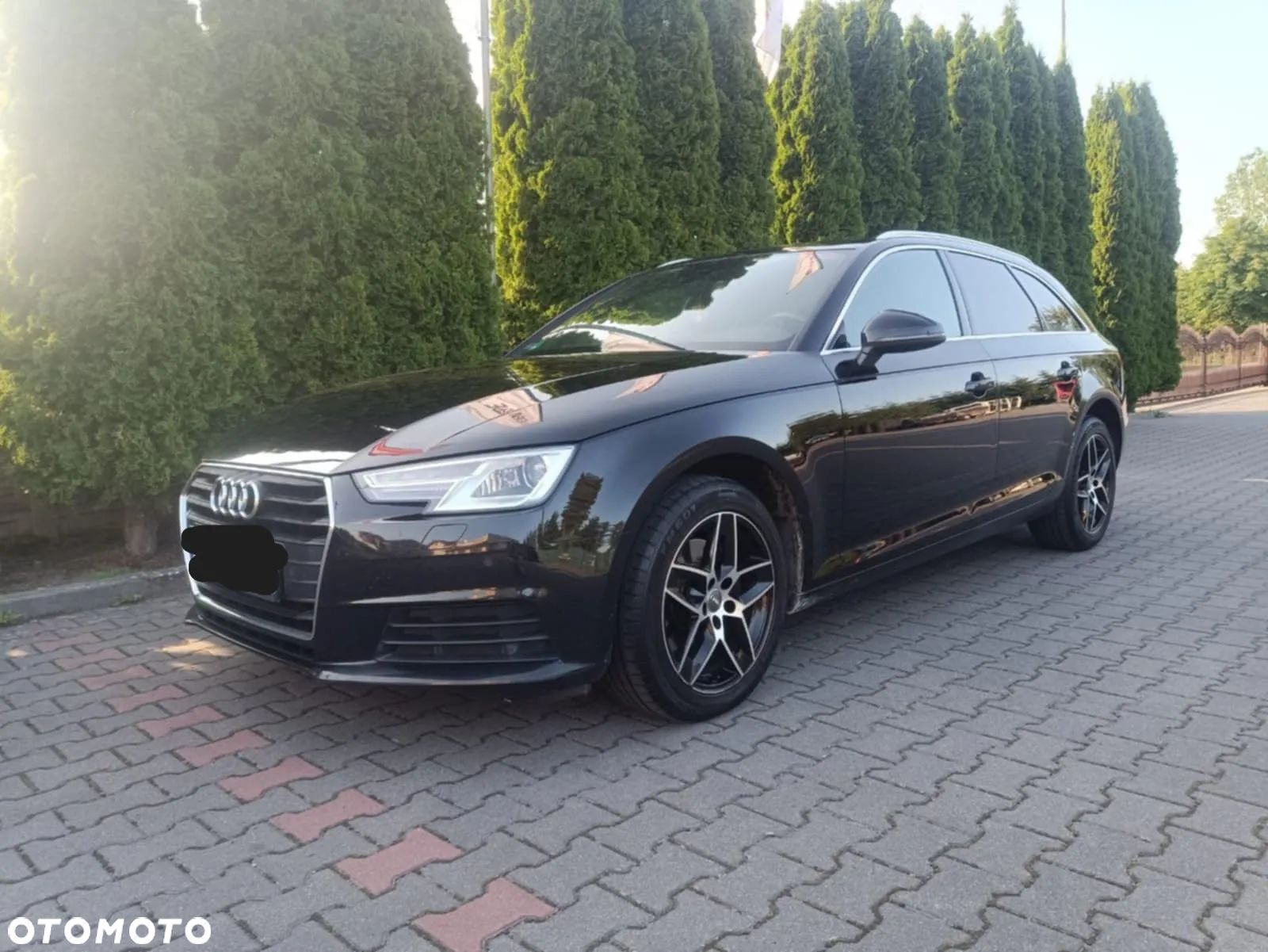Audi A4 - 1