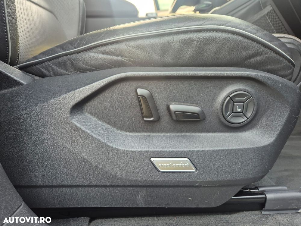 Volkswagen Touareg 3.0 V6 TDI SCR 4Motion Automatik R-Line - 7