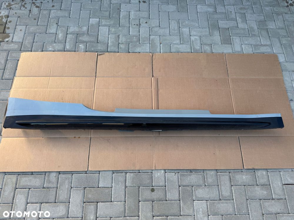 zderzak próg listwa progowa prawa bmw m4 g82 g83 oryginał nie klejona - 1