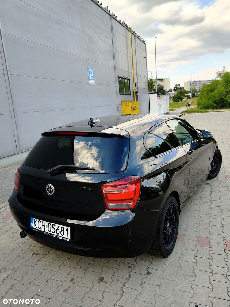 BMW Seria 1 118d Sport Line - 4