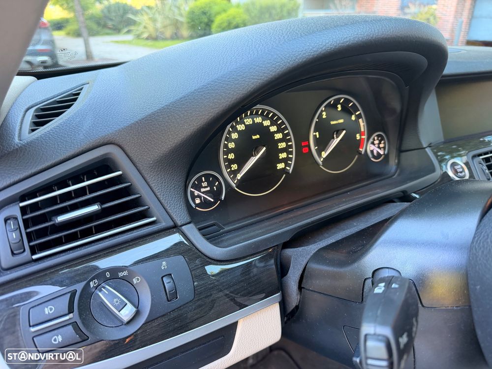 BMW 520 d Auto - 4