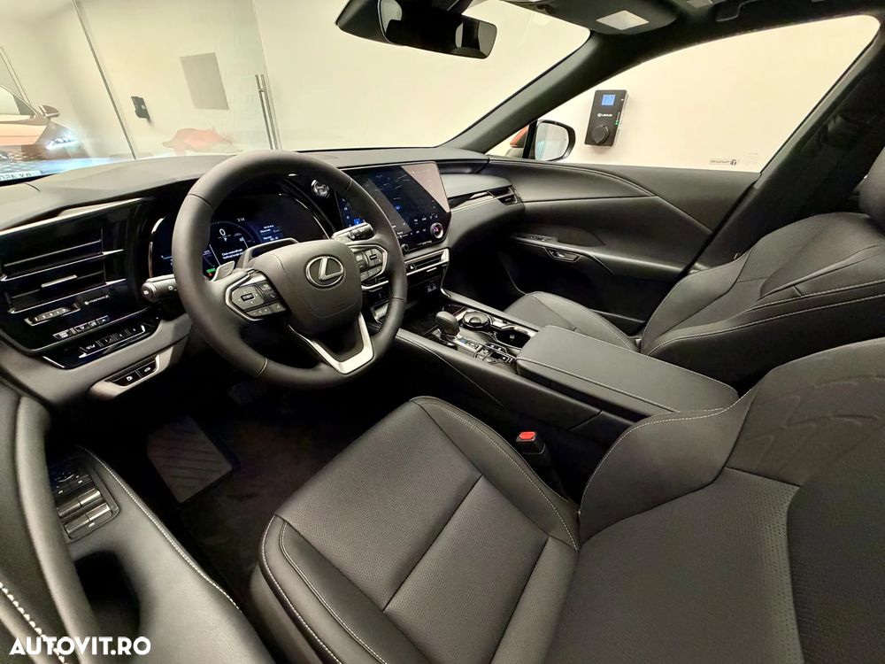 Lexus Seria RX 450h+ E-Four PHEV Executive - 12