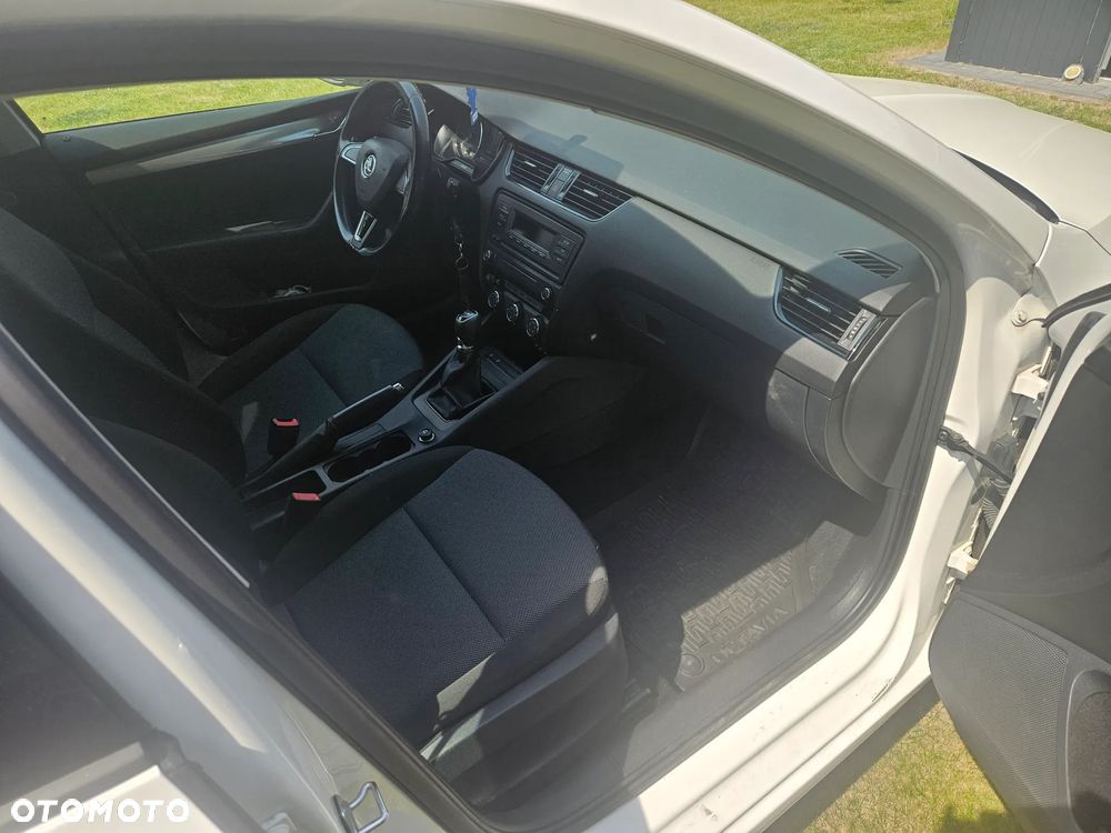Skoda Octavia 1.6 TDI Active - 9