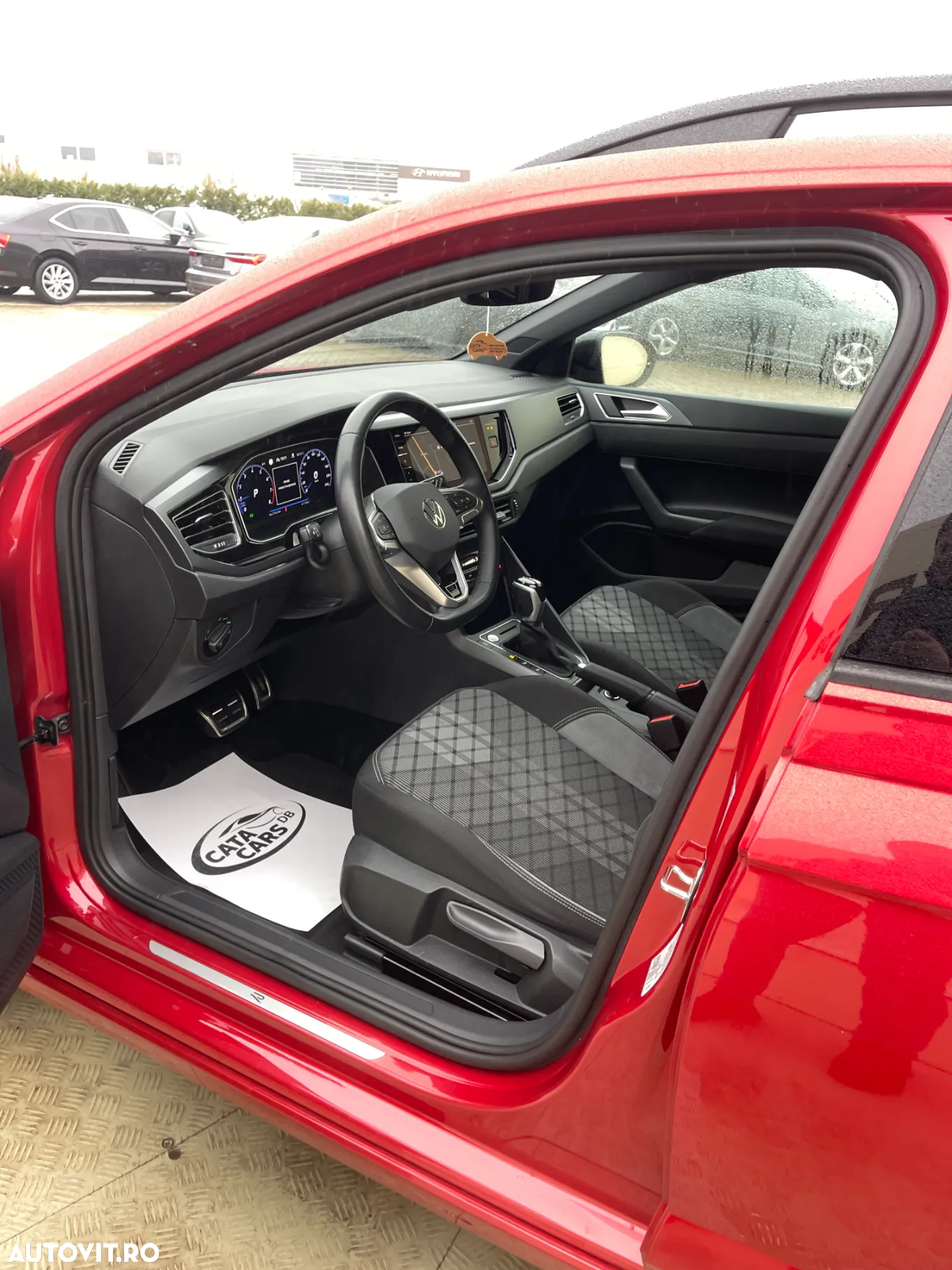 Volkswagen Taigo 1.5 TSI 150CP DSG7 R-Line - 28