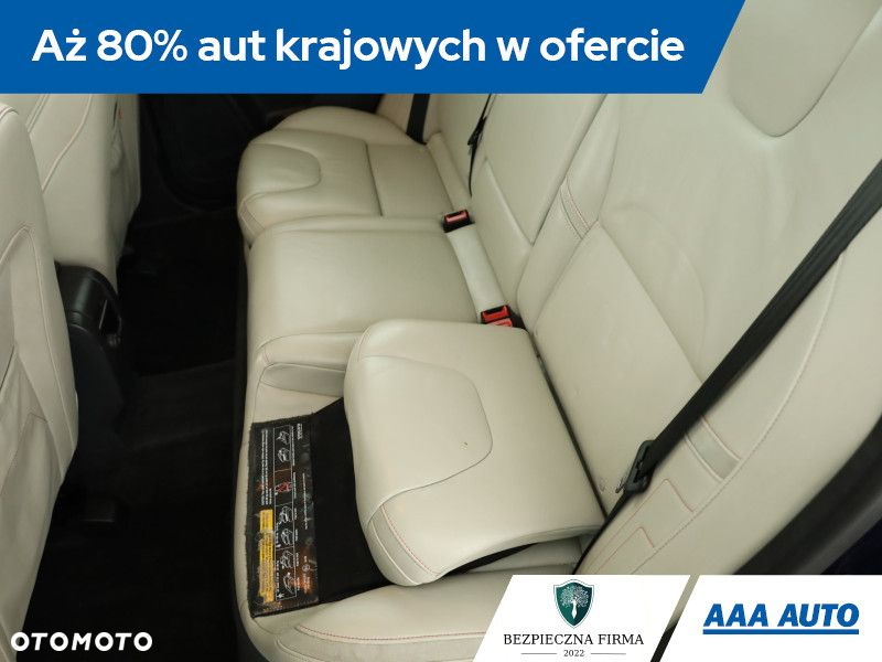 Volvo XC 60 - 10