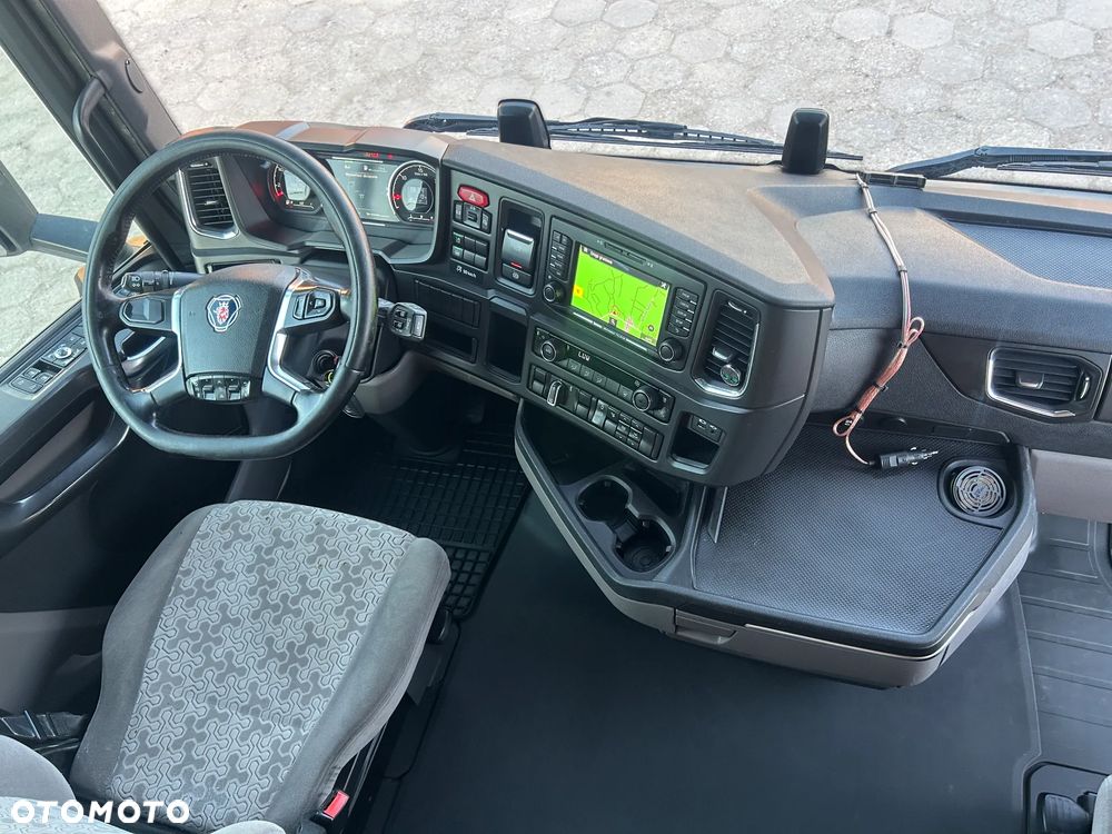 Scania S450 RETARDER / LED / NAWIGACJA / WIRTUALNE ZEGARY / 2 ZBIORNIKI PALIWOWE / LODÓWKA / PRZEBIEG 756 TYS. KM / SCANIA z POLSKIEGO SALONU / 2020 ROK !! - 40