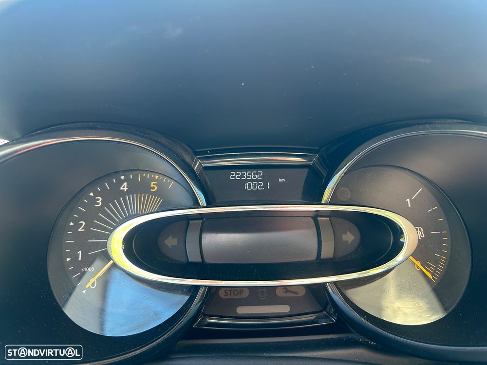 Renault Clio - 2