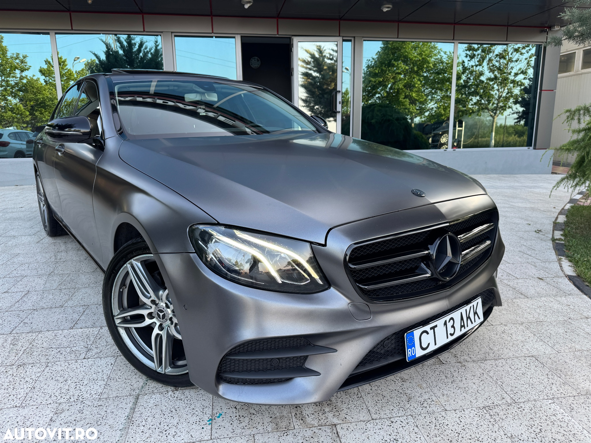 Mercedes-Benz E 200 d T 9G-TRONIC - 3