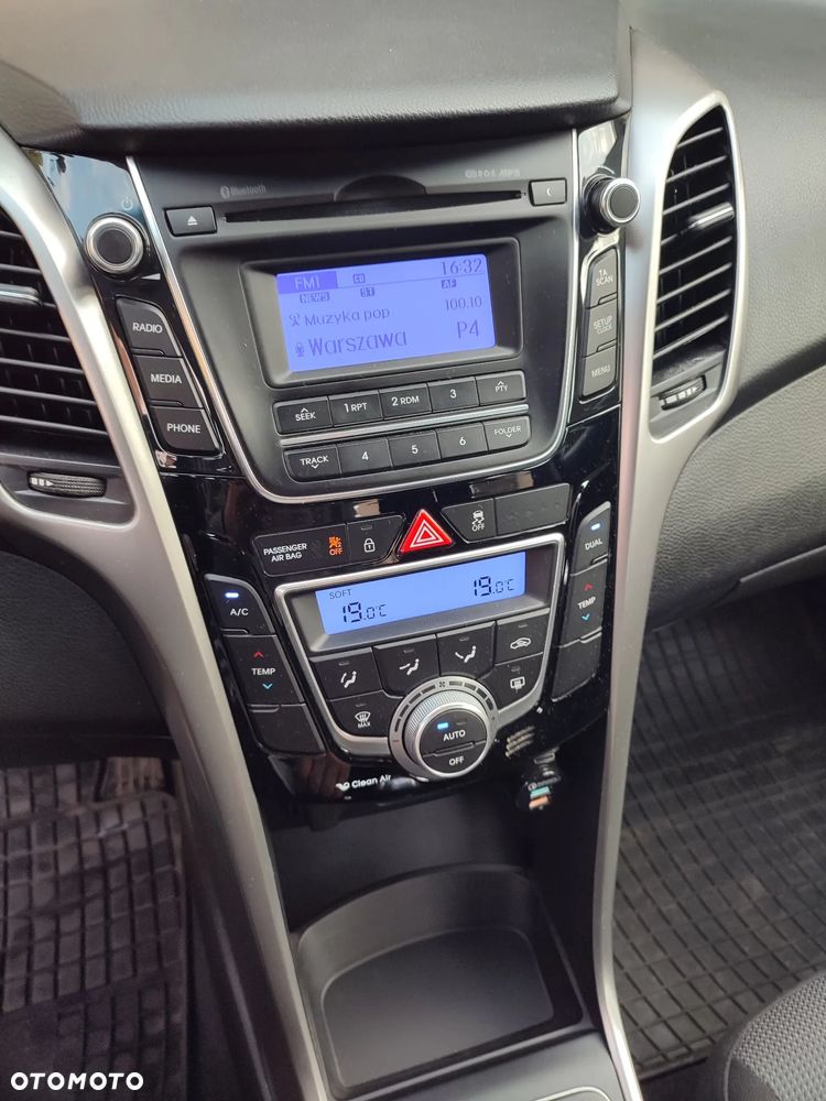 Hyundai i30 1.4 Comfort - 13