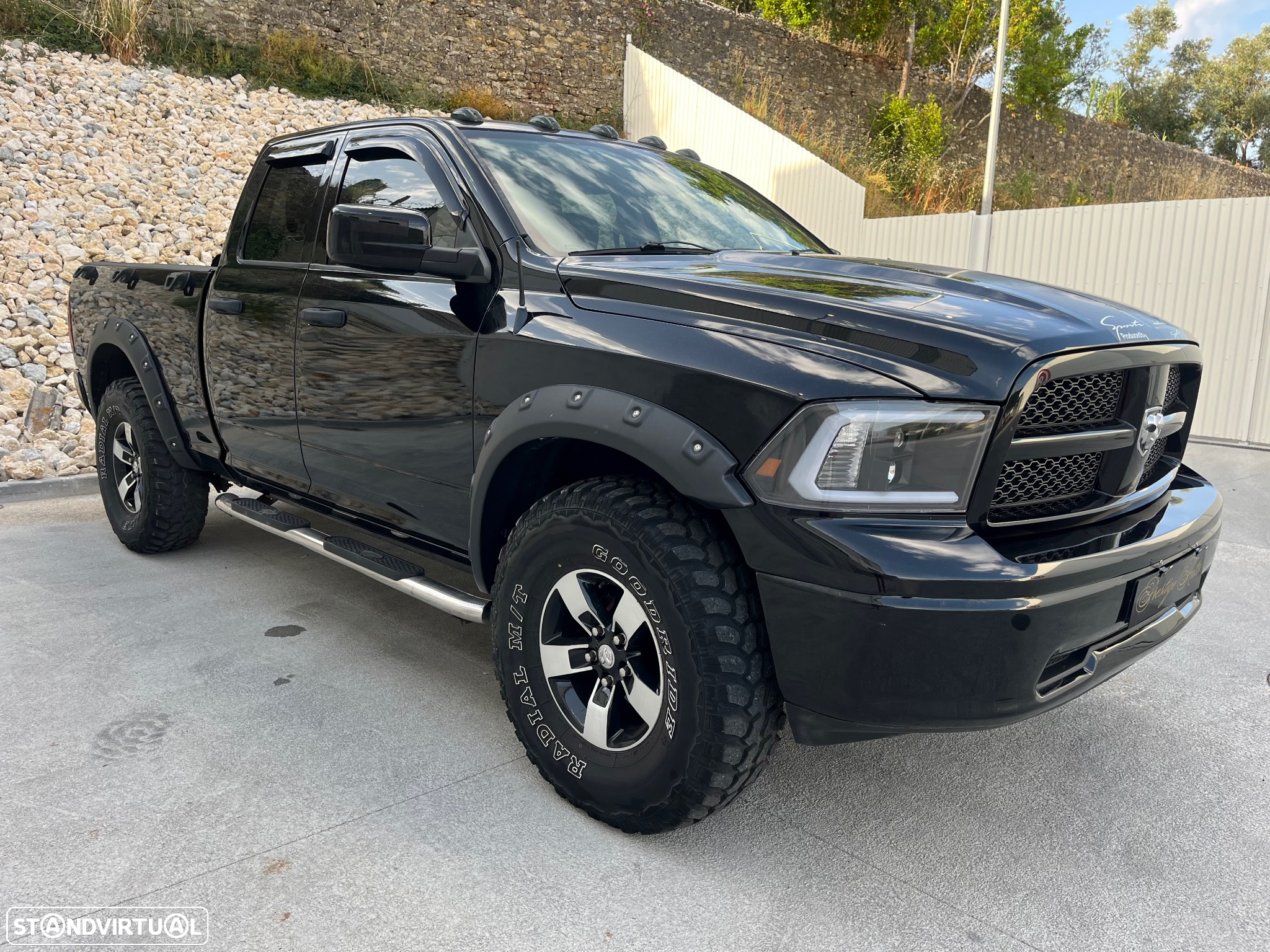 Dodge RAM - 12
