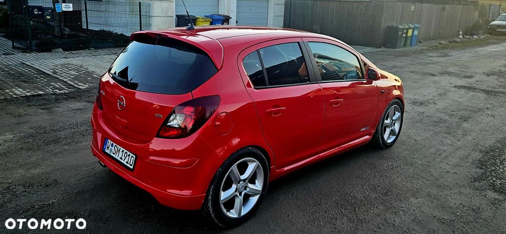 Opel Corsa 1.6 Turbo GSi - 11