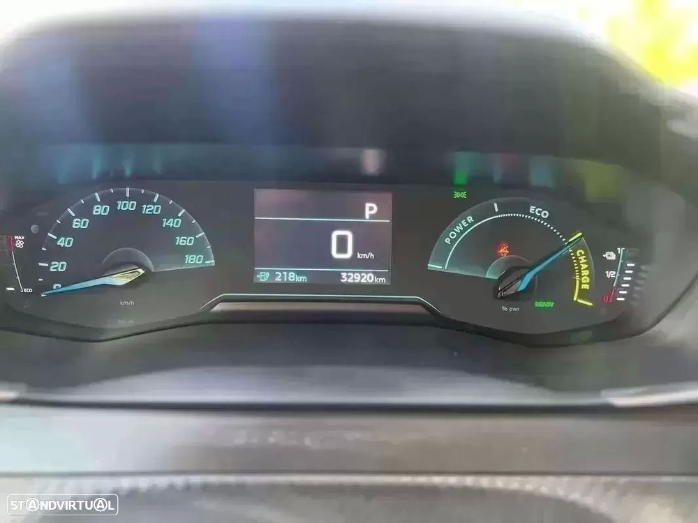 Peugeot e-2008 50 kWh Allure Pack - 40