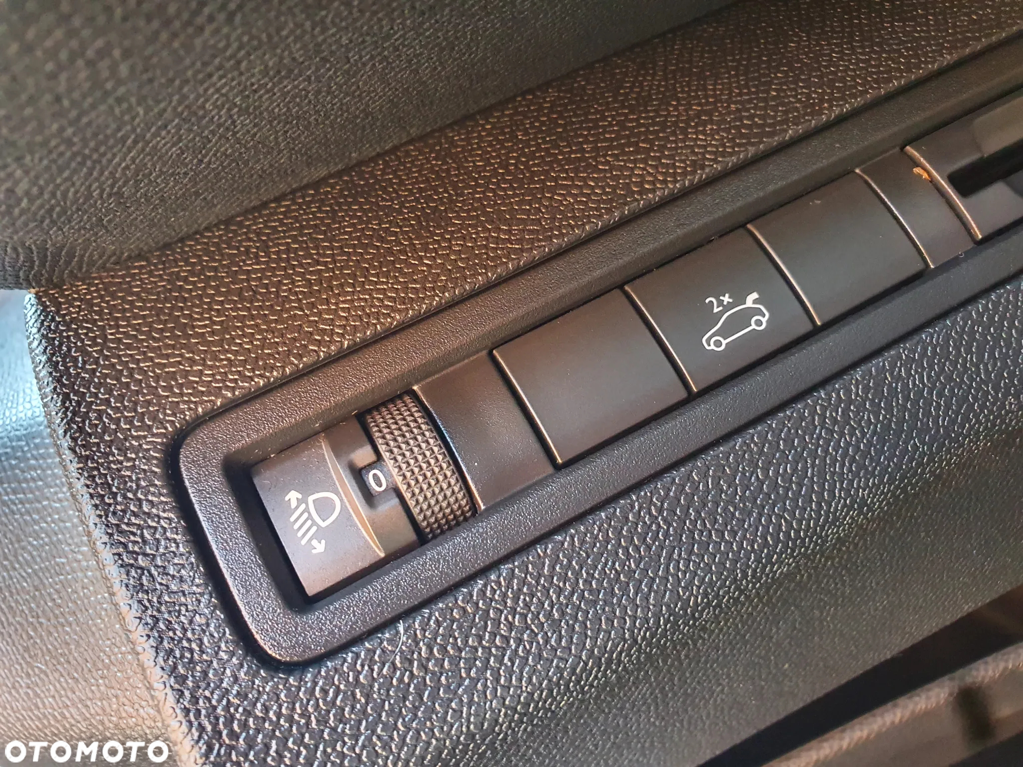 Peugeot 3008 1.2 PureTech GPF Crossway S&S EAT8 - 20