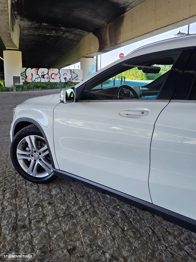Mercedes-Benz GLA 180 (CDI) d Urban - 10