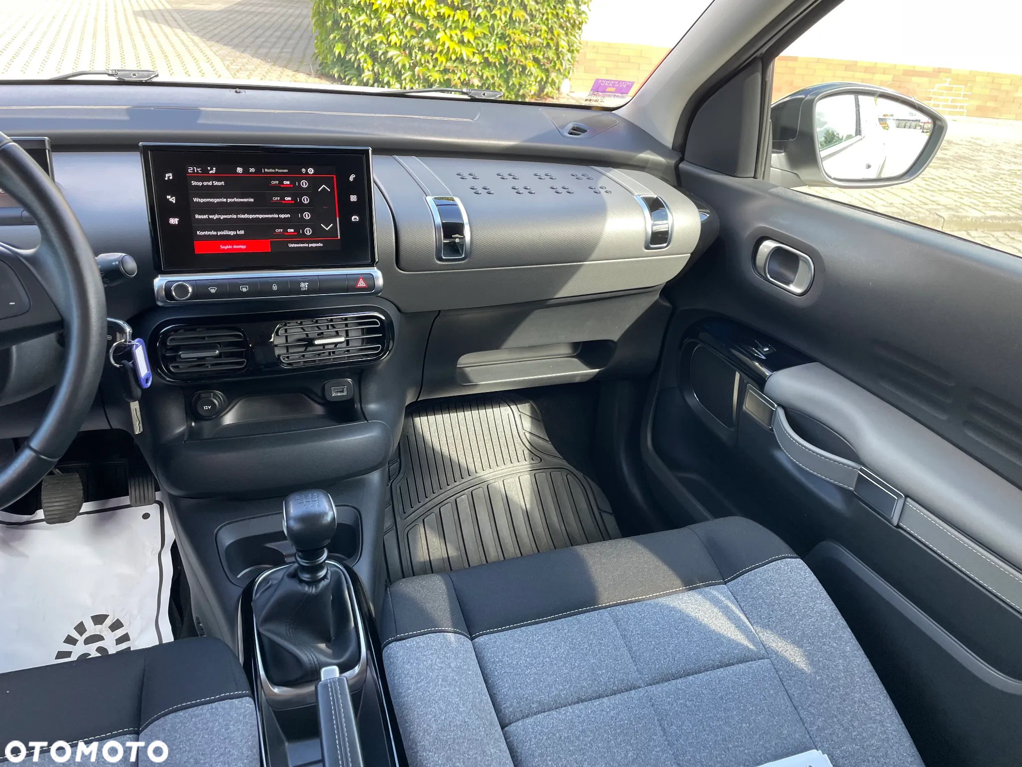 Citroën C4 Cactus PureTech 110 Stop&Start C-SERIES - 16