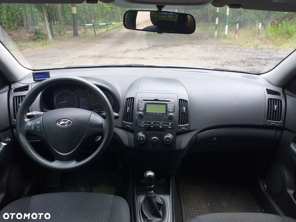 Hyundai i30 1.6 CRDi Base + - 9