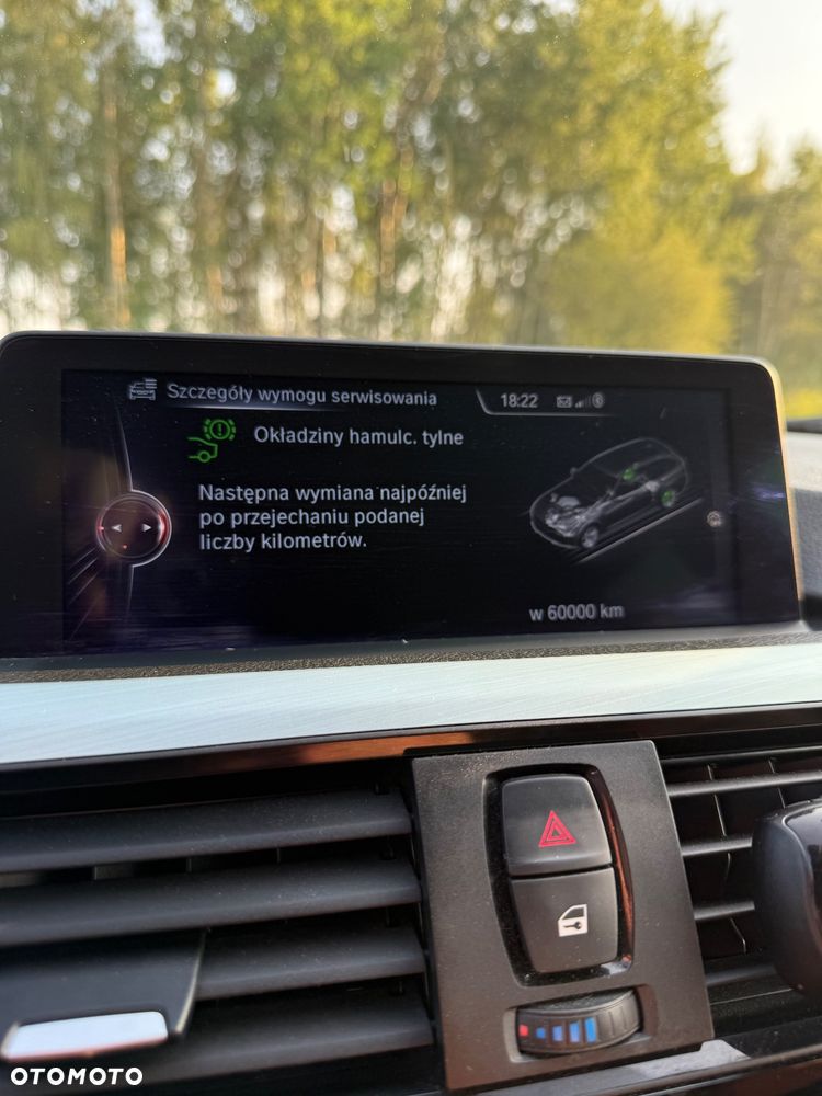 BMW Seria 3 320d xDrive - 36