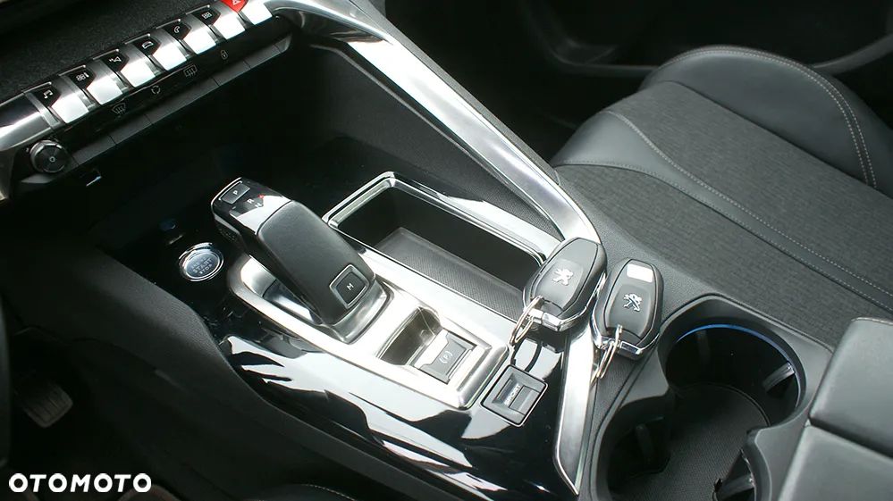 Peugeot 5008 1.5 BlueHDi GT S&S EAT8 - 12