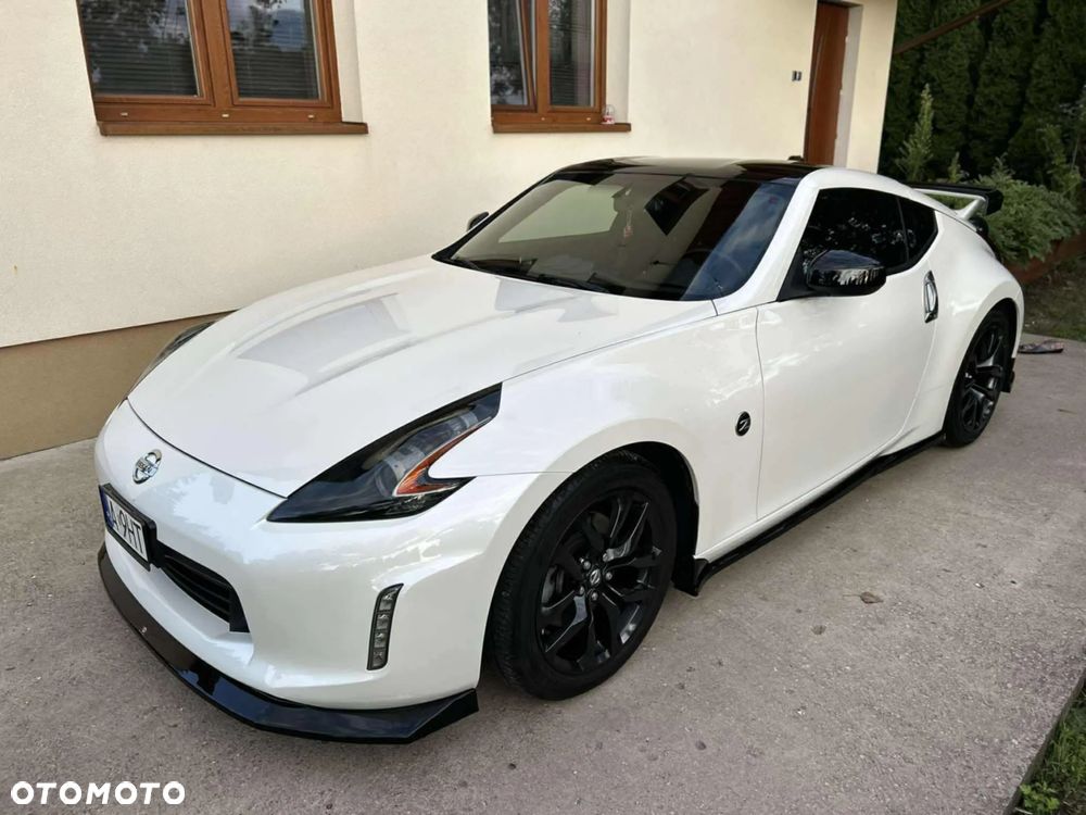 Nissan 370 Z - 4