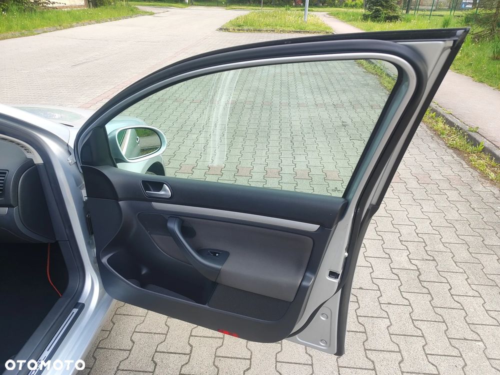 Volkswagen Golf 1.6 Goal - 38