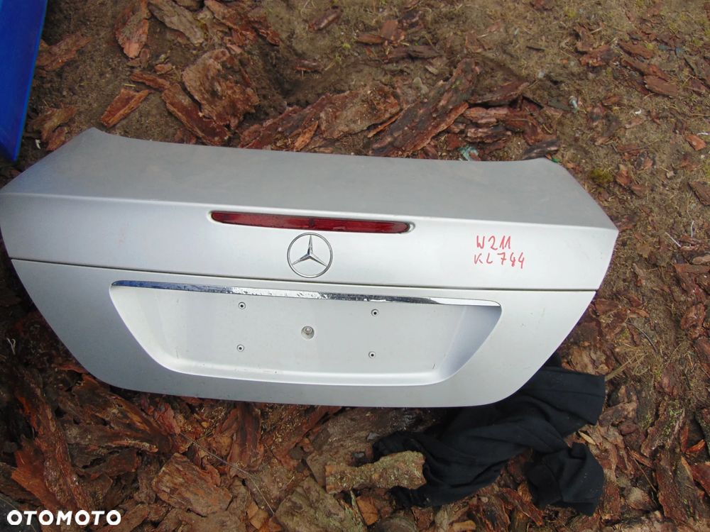 Karoseria Mercedes w211 kod Lak 744 - 6