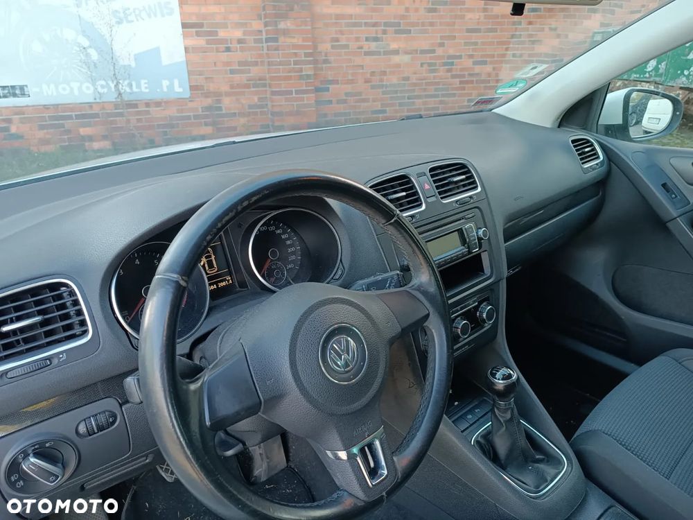 Volkswagen Golf 1.4 Comfortline - 26