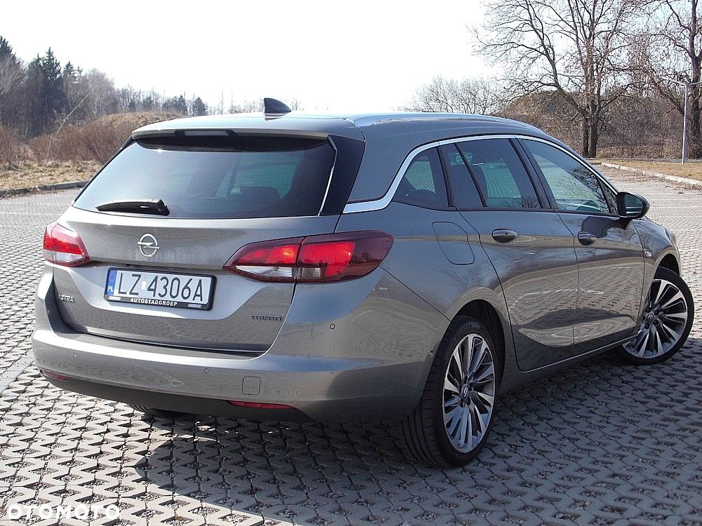 Opel Astra 1.4 Turbo Start/Stop Business - 17