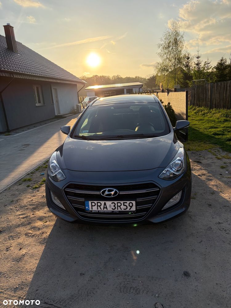 Hyundai i30 1.6 CRDI DCT Passion - 1