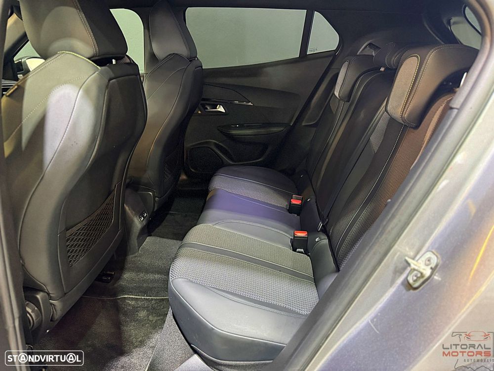 Peugeot 2008 1.2 PureTech GT Line - 16