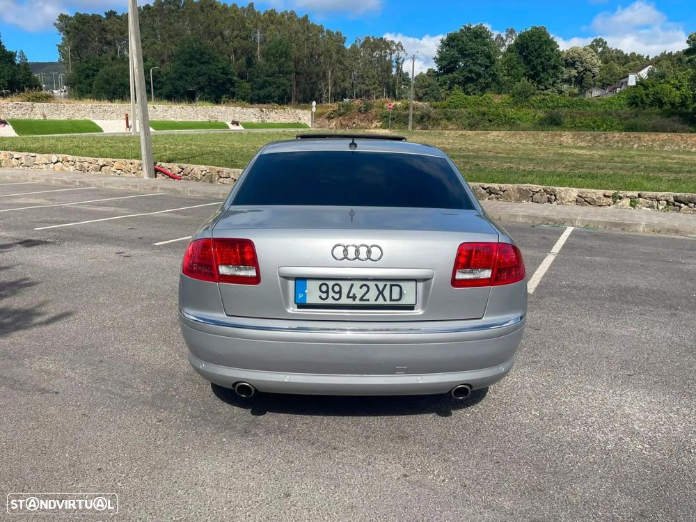 Audi A8 - 12