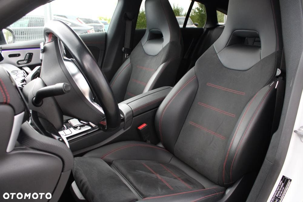 Mercedes-Benz CLA - 14