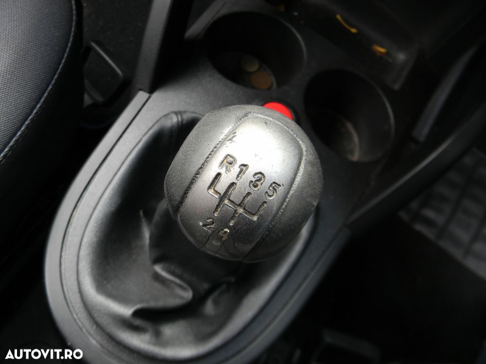 Dezmembrari  Seat TOLEDO Mk 3 (5P)  2004  > 2009 1.9 TDI Motorina - 17