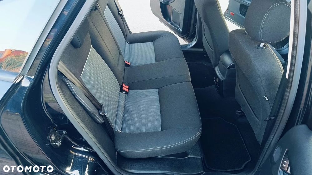 Ford Mondeo 1.6 TDCi Champions Edition - 17